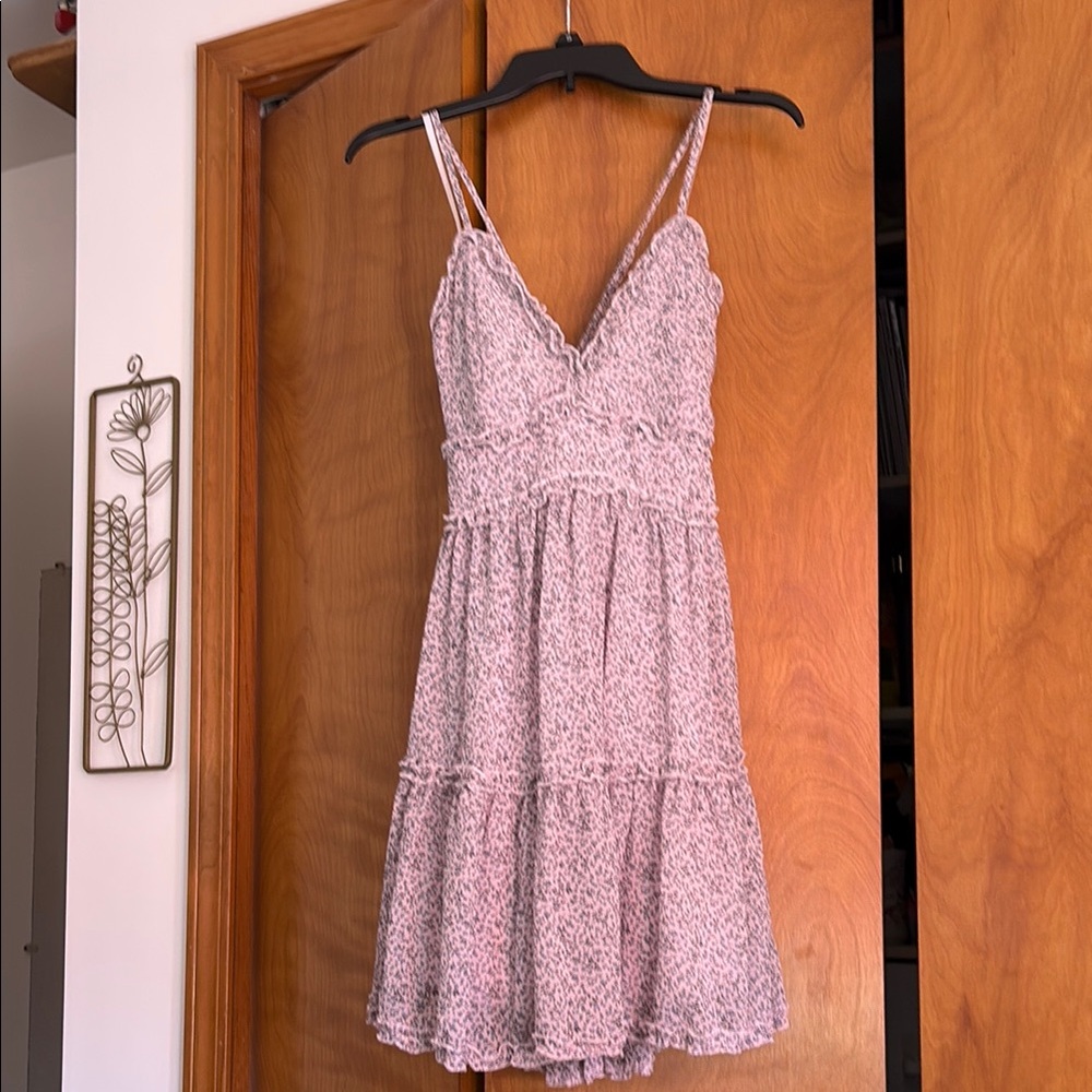 Super cute ruffle dress, size small